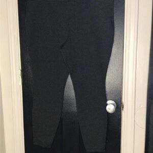#752. Terra & Sky Women's Black Leggings